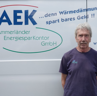 Uwe Uwe
